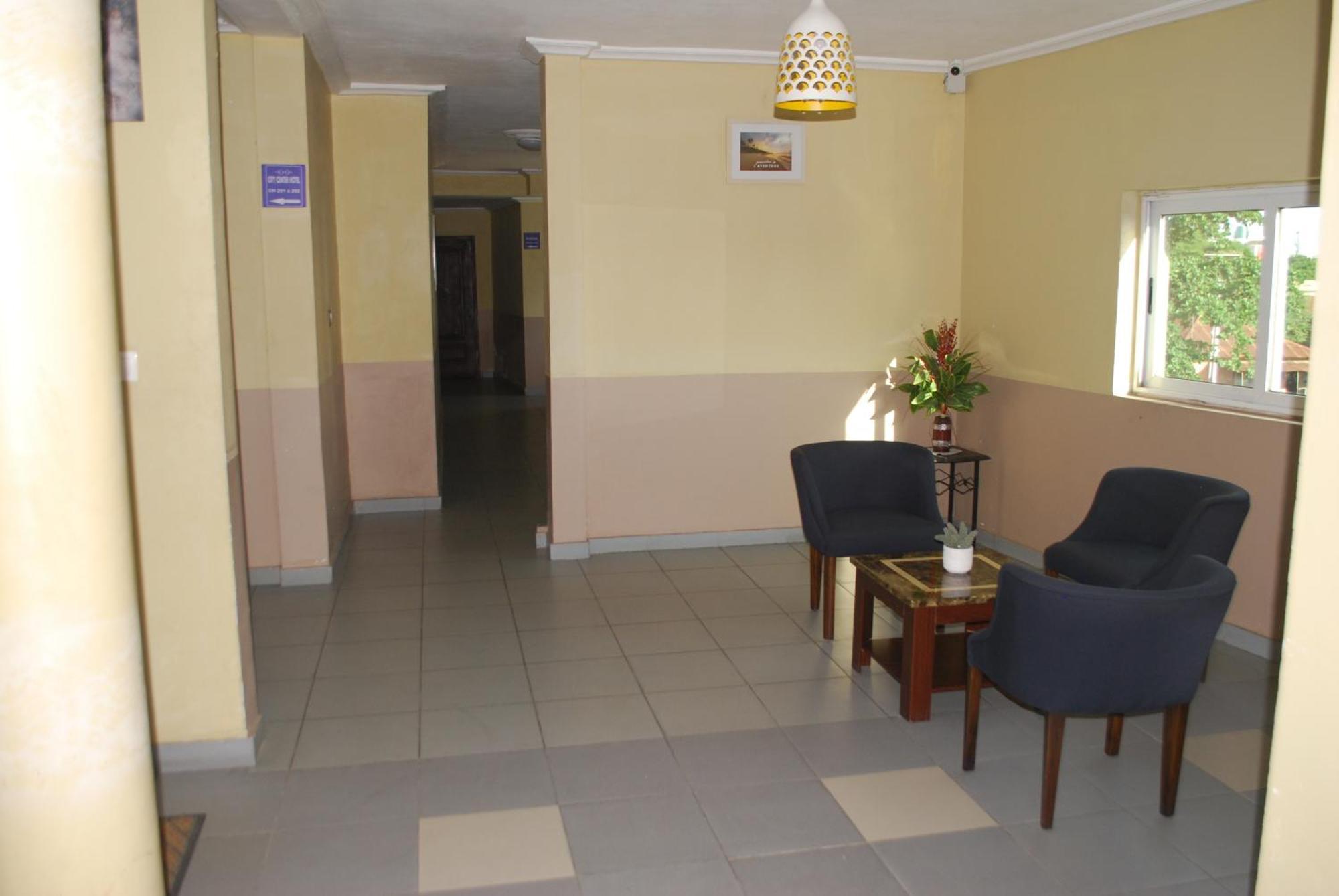 Benin City Center Hotel Cotonú Exterior foto