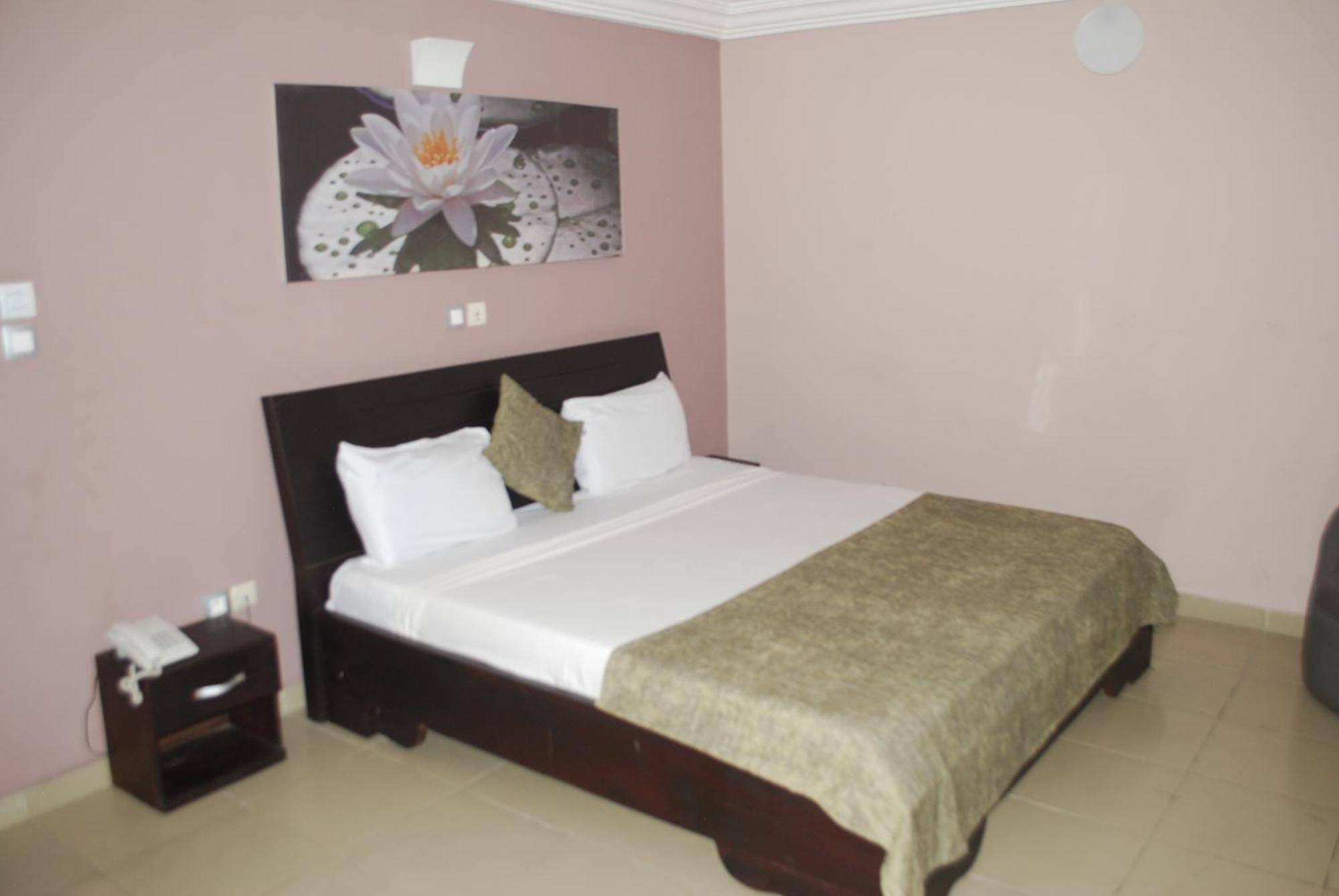 Benin City Center Hotel Cotonú Exterior foto
