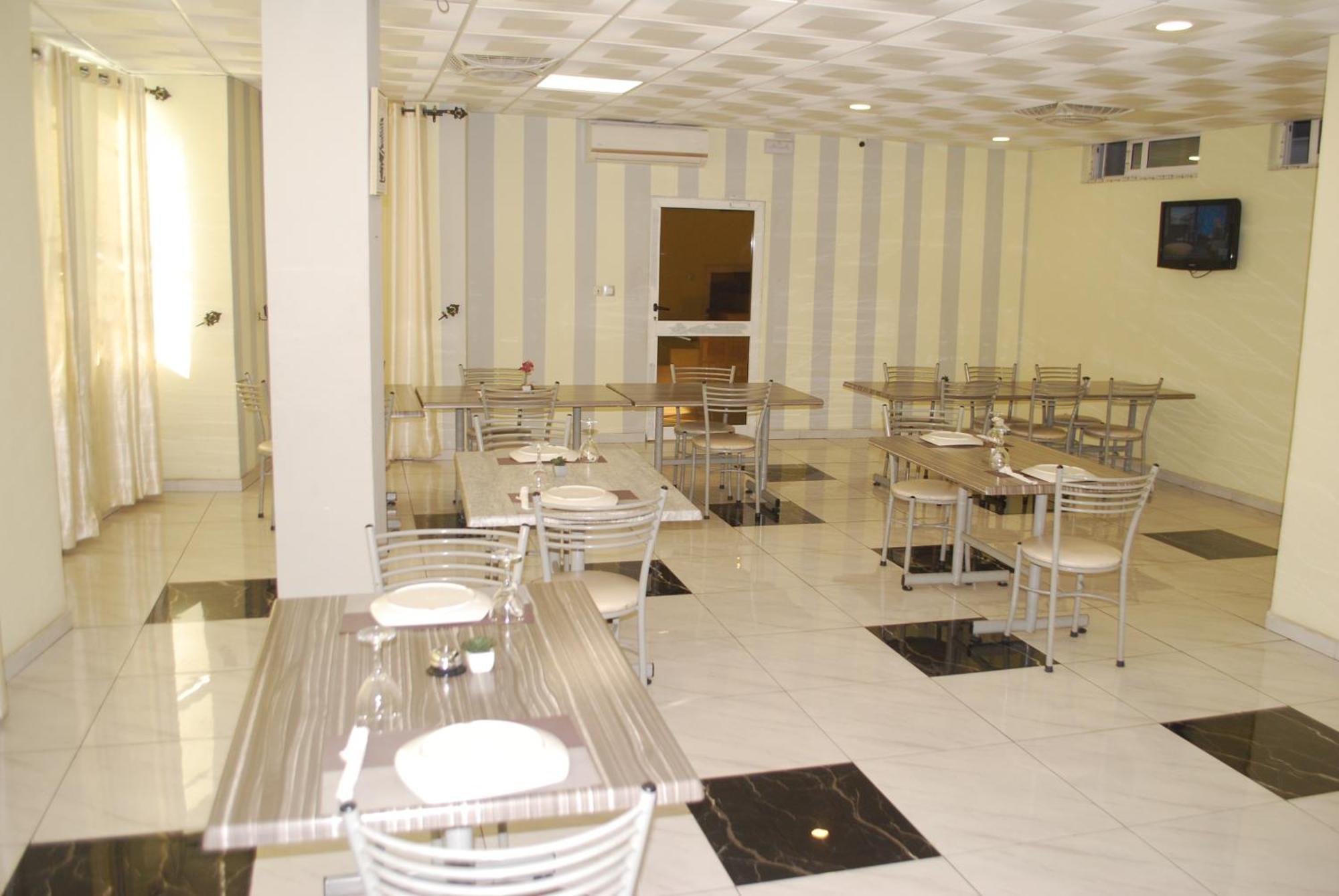 Benin City Center Hotel Cotonú Exterior foto